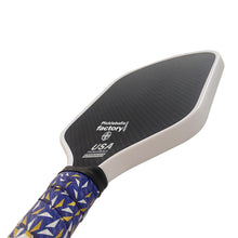 Load image into Gallery viewer, Kevlar Pickleball Paddle FACTORY-Thermoformed T700 Carbon Fiber Pickleball Paddle Thermoformed Kevlar Hybrid Pickleball Paddle
